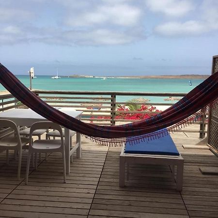Alisios Beach House - Front Sea View Apartments Сал Рей Екстериор снимка