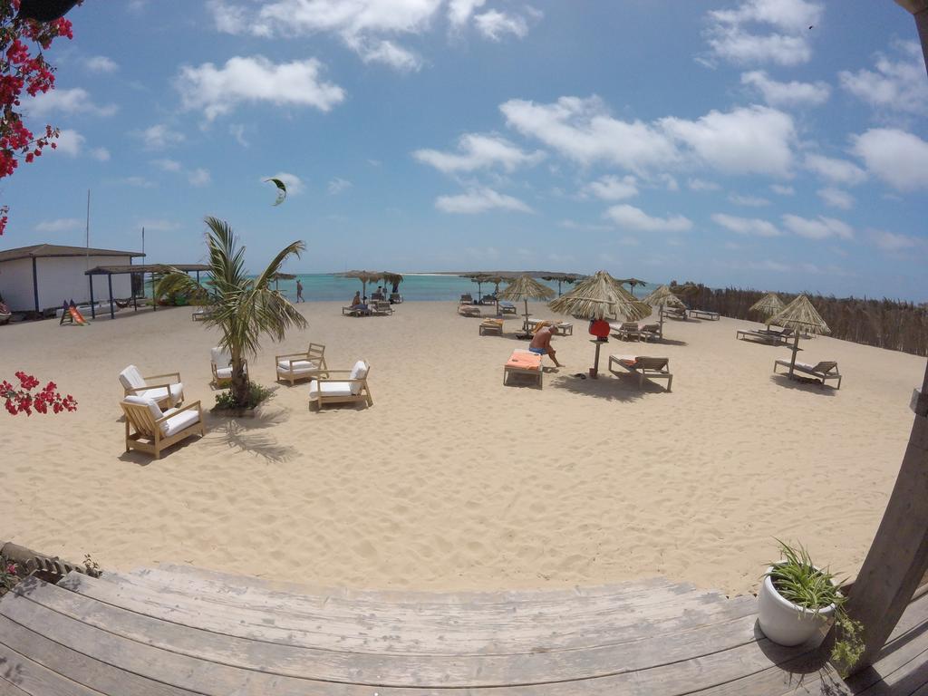 Alisios Beach House - Front Sea View Apartments Сал Рей Екстериор снимка