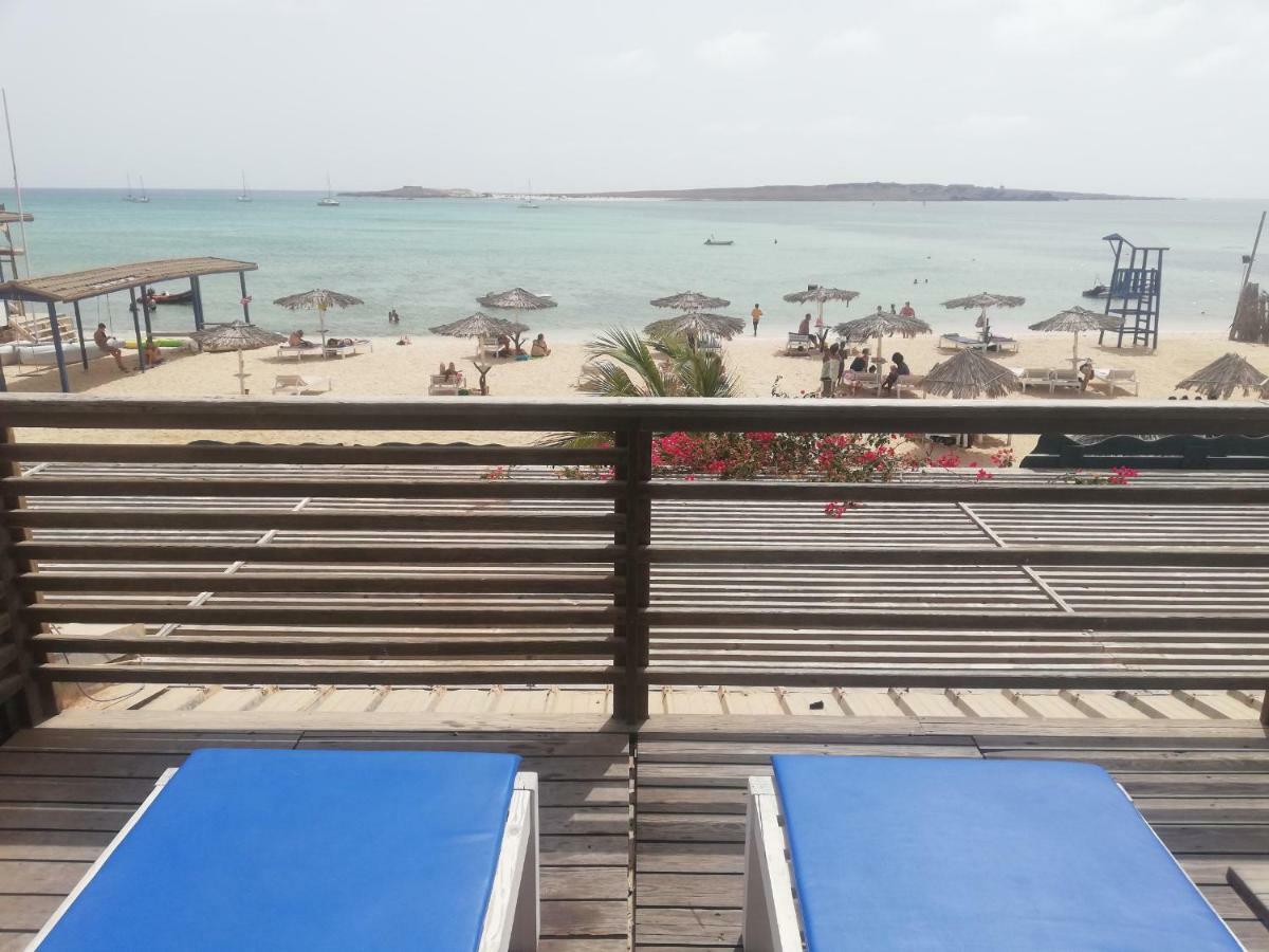 Alisios Beach House - Front Sea View Apartments Сал Рей Екстериор снимка